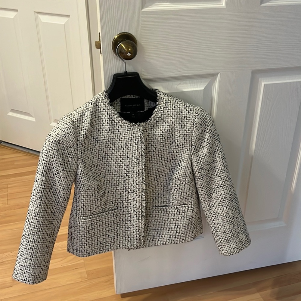 New Banana republic blazer, 6P , black and white
